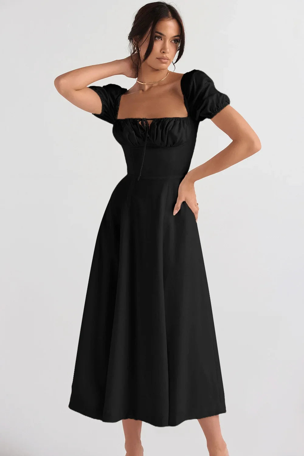 Dress : Elegance in Black